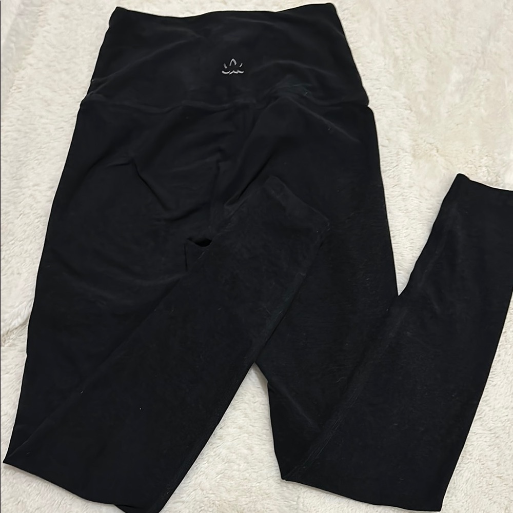 Great condition black space, space dye leggings